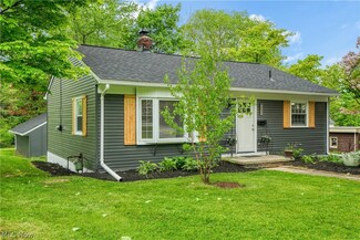 123 Huntington St, Chardon, OH 44024