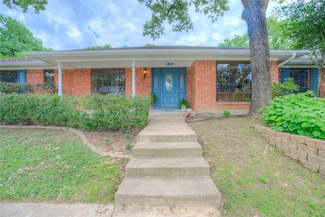 5808 Arbor Valley Dr, Arlington, TX 76016
