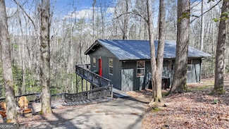 222 Icy Ln, Blue Ridge, GA 30513