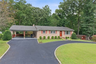 4709 Overlea Dr, Midlothian, VA 23112