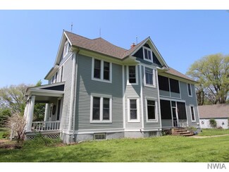 46664 306th St, Beresford, SD 57004