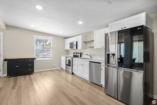 6033 S 2100 W, Roy, UT 84067