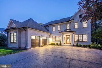 8212 Caraway St, Cabin John, MD 20818