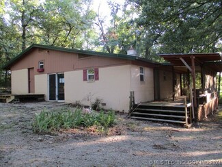 108874 Seabreeze Dr, Checotah, OK 74426