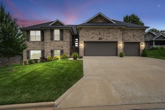 727 E Eleven Point Ln, Nixa, MO 65714