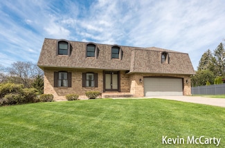 2516 Whipperwill Ct SE, Grand Rapids, MI 49546