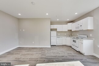 740 19th St NE Unit 2, Washington, DC 20002