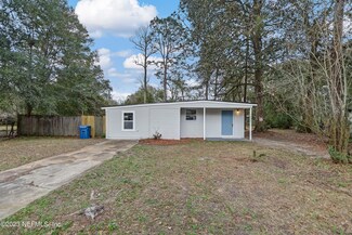 10525 Gailwood Cir E, Jacksonville, FL 32218