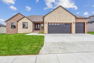 5009 N Remington St, Bel Aire, KS 67226