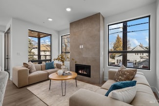 1620 W Bannock St Unit 205, Boise, ID 83702