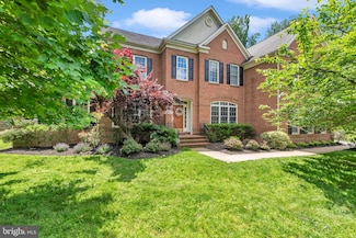 8220 Waterside Ct, Fort Washington, MD 20744