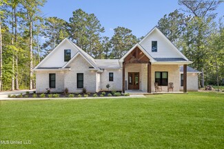 16825 Mcgregor Rd, Vancleave, MS 39565