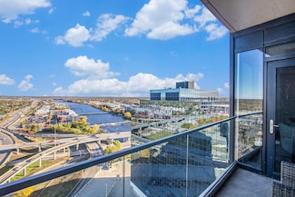 335 Bridge St NW Unit 2205, Grand Rapids, MI 49504
