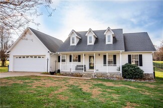 211 Pengrove Dr, Stony Point, NC 28678