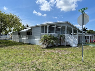 2081 SW 84th Ave, Davie, FL 33324