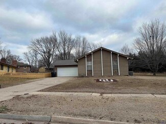 4336 SE Maryland Ave, Topeka, KS 66609