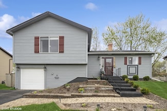 1063 Ridgewood Dr, Bolingbrook, IL 60440