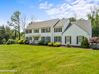20 Birch Ln, Colts Neck, NJ 07722
