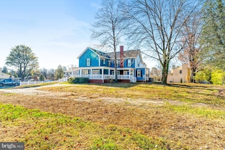 3010 Steven Martin Dr, Fairfax, VA 22031