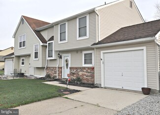 43 Greenwich Dr, Westampton, NJ 08060