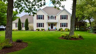 9 Fieldwood Dr, Sagamore Beach, MA 02562
