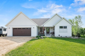 701 159th St, Roberts, WI 54023