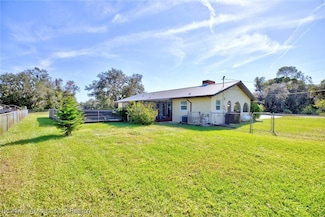 3300 W Lake Chilton Dr, Avon Park, FL 33825