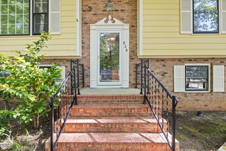 638 Kings Fork Rd, Cary, NC 27511