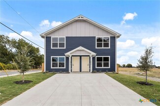 1003 S 26th St, Temple, TX 76501