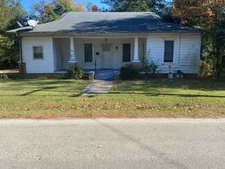 408 Branch St, Enfield, NC 27823
