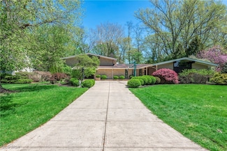 3591 Eldorado Dr, Rocky River, OH 44116