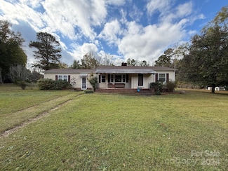 340 Mcrae Ave, Wadesboro, NC 28170