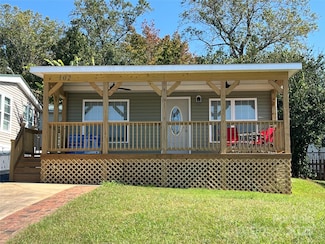 102 Elm St Unit 94, New London, NC 28127