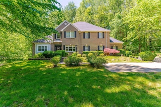 246 Fern Hill Dr, Owensboro, KY 42301