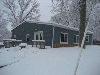 25580 W Venetian Dr, Ingleside, IL 60041