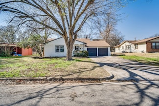 3561 Westfield Ave, Fort Worth, TX 76133