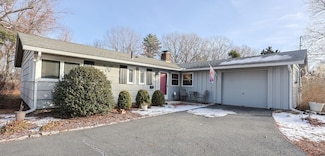 11 Edith Rd, Framingham, MA 01701
