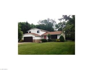 6977 Carol Dr, Independence, OH 44131