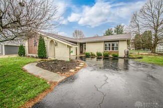 43 Lakengren Dr, Eaton, OH 45320