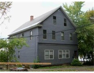 136 L St, Turners Falls, MA 01376