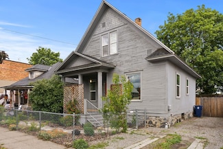 910 N Walnut St, Spokane, WA 99201