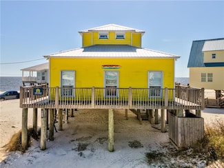 105 Strand Ct, Dauphin Island, AL 36528
