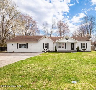 9909 Larlyn Dr, Fairdale, KY 40118