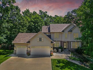 5685 Newell Cir N, Stillwater, MN 55082