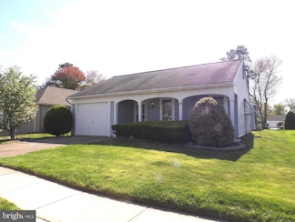 53 Westminster Dr S, Southampton, NJ 08088