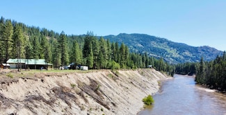 3733 CC Sand Creek Rd, Kettle Falls, WA 99141