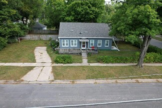 602 Walnut St, Three Rivers, MI 49093