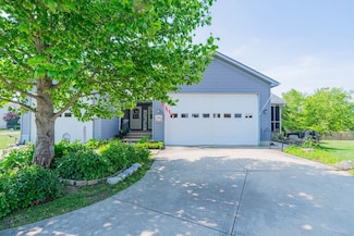 1515 Belclare Rd, Normal, IL 61761