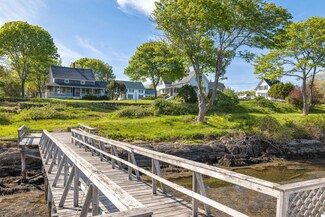 6-8 Keyes Ln, Harpswell, ME 04066