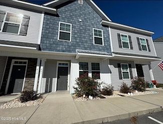 421 Sunfish Ln, North Topsail Beach, NC 28460